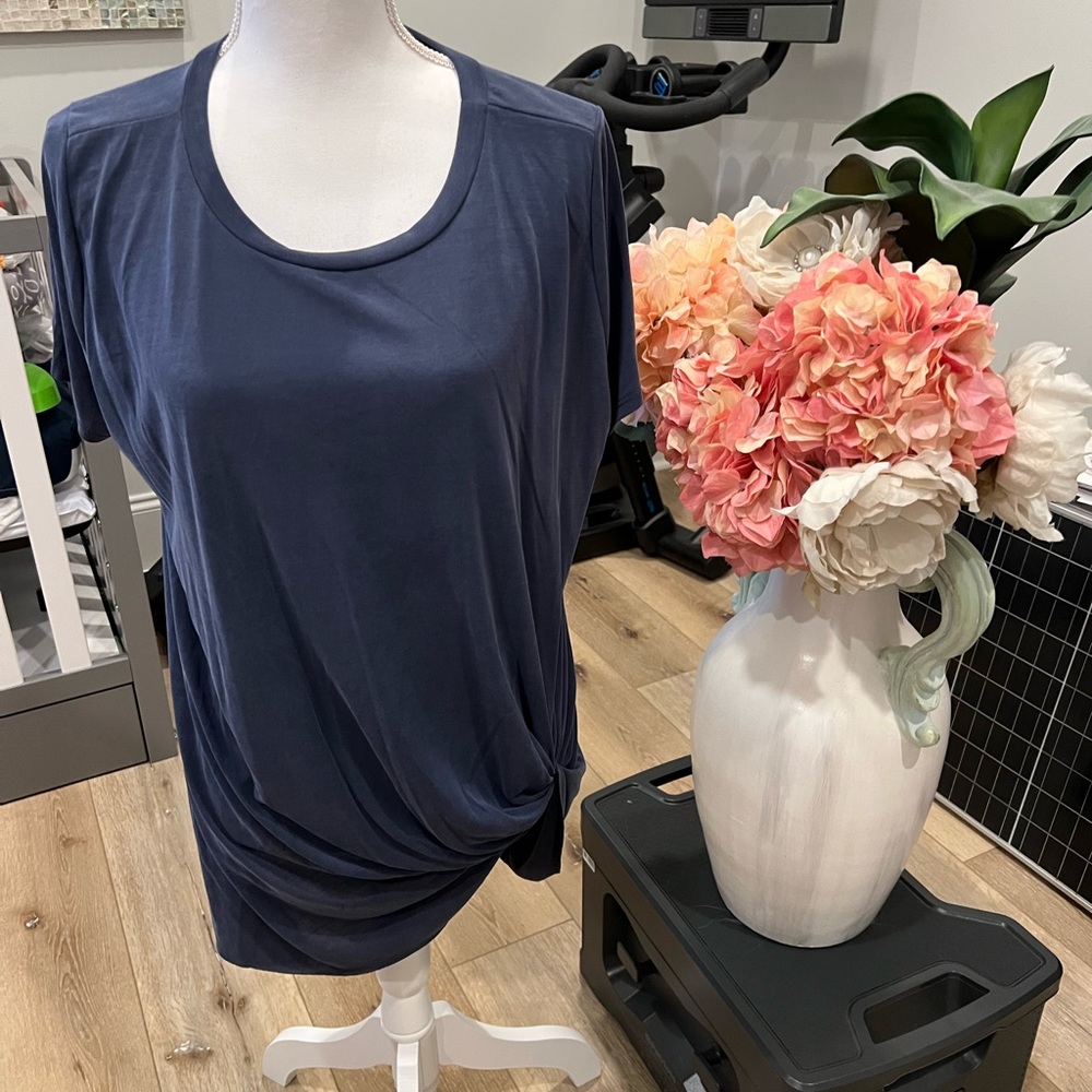JODIFL women’s top size M